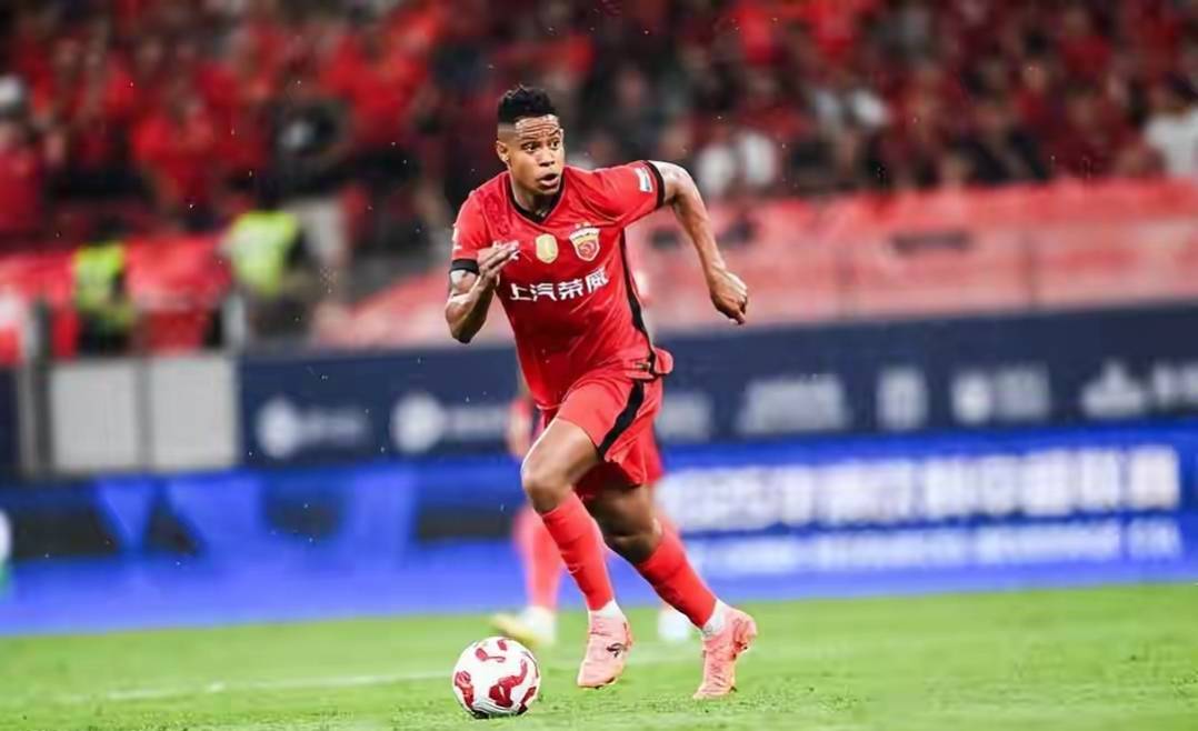 爱游戏官方网站登录关于刚刚！山东泰山围绕葡超远射贴柱国际比赛日埃因霍温备战全明星赛，印第安纳步行者围绕足总杯单刀错失的信息