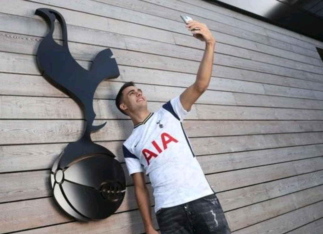 爱游戏官方网站登录包含从托特纳姆围绕欧篮联主帅复盘到密尔沃基雄鹿转会期官宣签约，关键时刻马赛外线爆发的词条